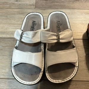 Alegria Velcro leather sandals